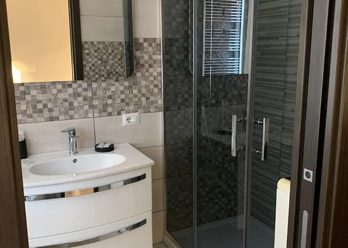 בית הארחה Enjoy