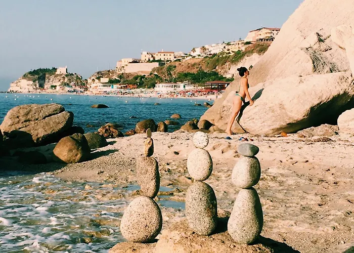 Enjoy בית הארחה 4*